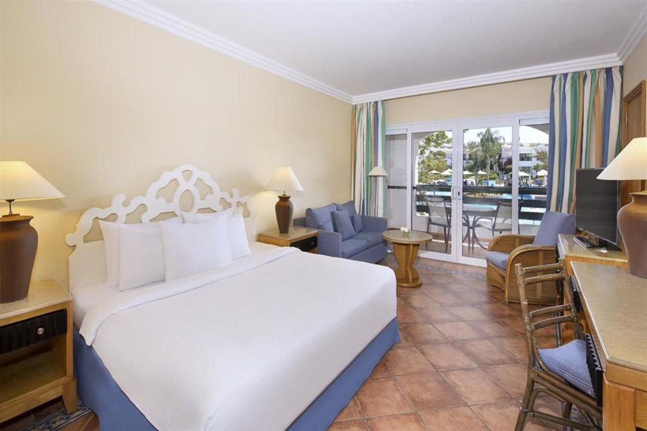 Sharm Dreams Vacation Club - Aqua Park Hotel Ngoại thất bức ảnh A room at the Hilton San Diego Bayfront